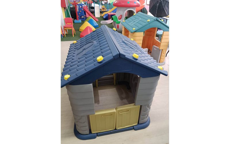 Plastic Houses For Kids