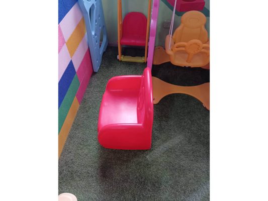 Silla de plástico para niños