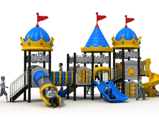 Wunderschöner Schloss-Spielplatz im Freien