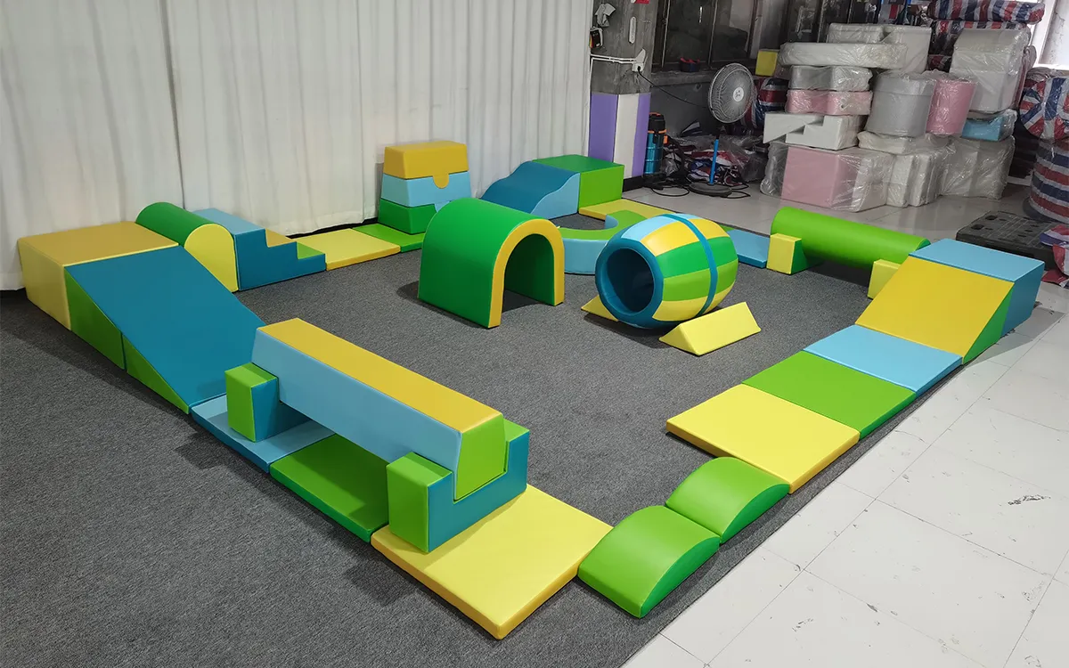 Soft Play (10)