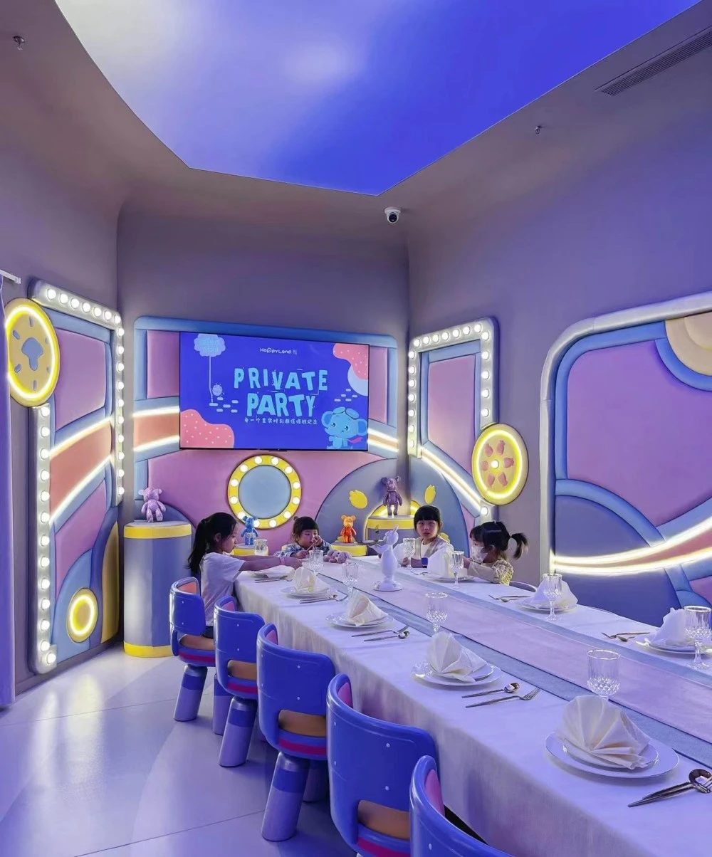 Open Play Soluciones de parques infantiles de interior para centros de juego modernos 10 Parque infantil cubierto
