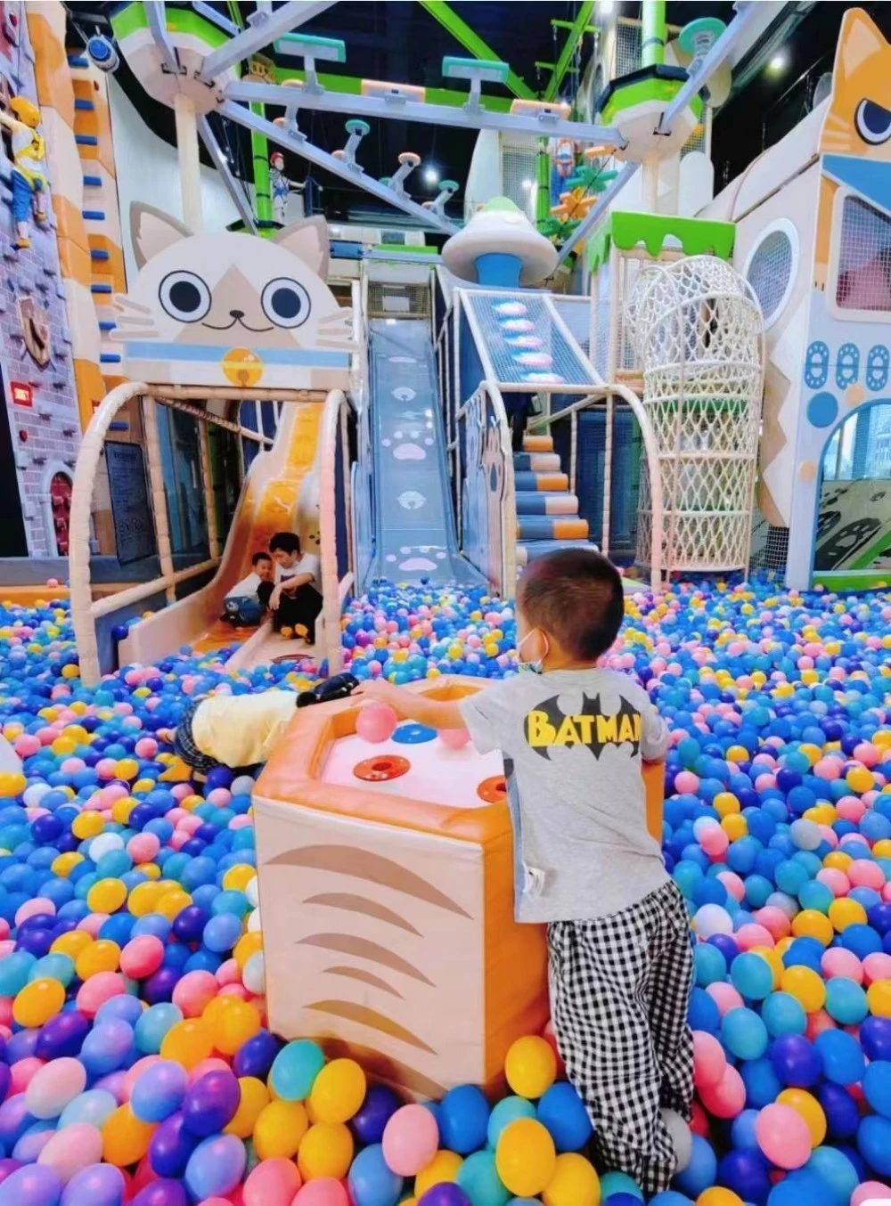 Open Play Soluciones de parques infantiles de interior para centros de juego modernos 11 Parque infantil cubierto