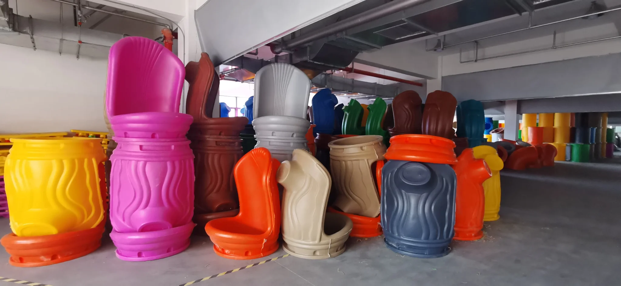 How Can A China Playground Equipment Manufacturer Reduce Costs? 2 playground equipment manufacturer 1